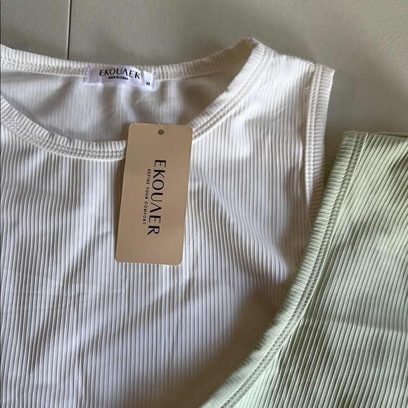 Bodysuits - Cream and Light Green - Picture 4 of 4